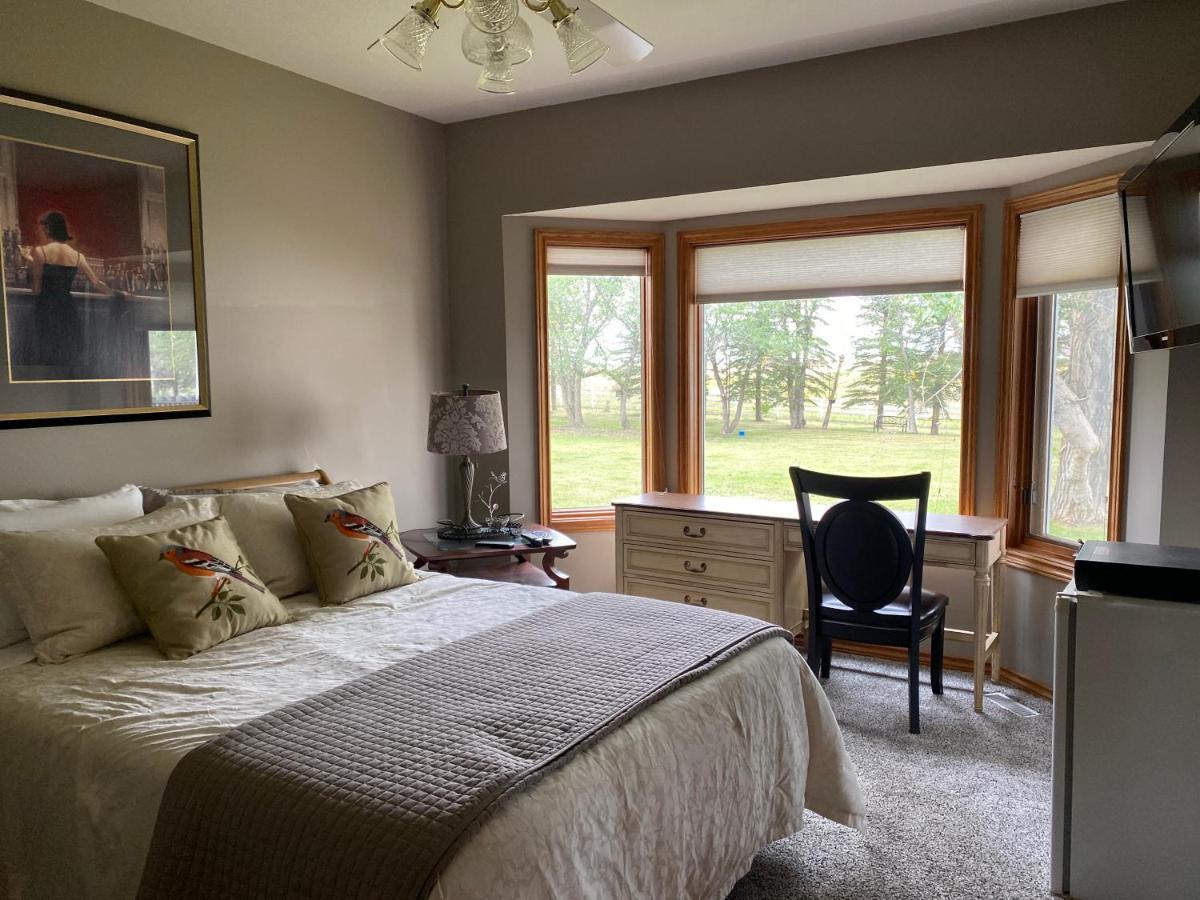 Rolling Hills Country Resort Bed And Breakfast Three Hills Buitenkant foto