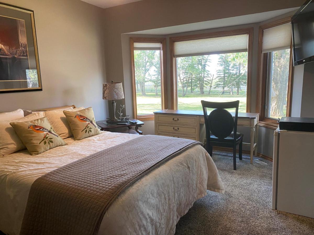 Rolling Hills Country Resort Bed And Breakfast Three Hills Buitenkant foto