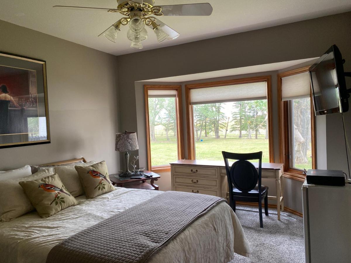 Rolling Hills Country Resort Bed And Breakfast Three Hills Buitenkant foto