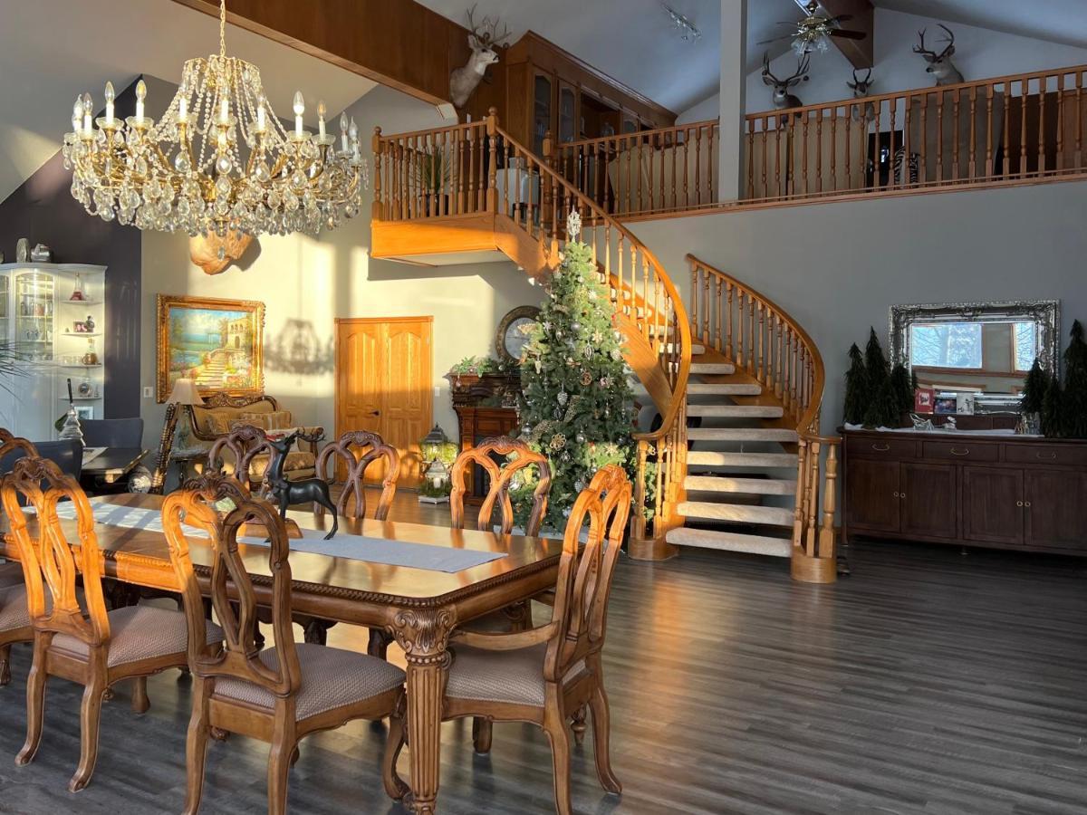 Rolling Hills Country Resort Bed And Breakfast Three Hills Buitenkant foto